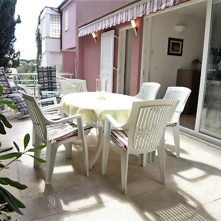 Guesthouse Rovinj شقة