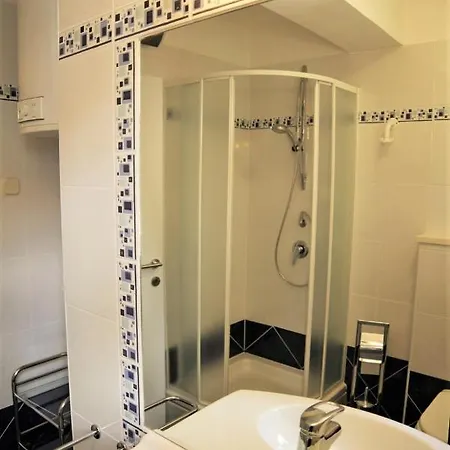 Guesthouse Rovinj רוביני
